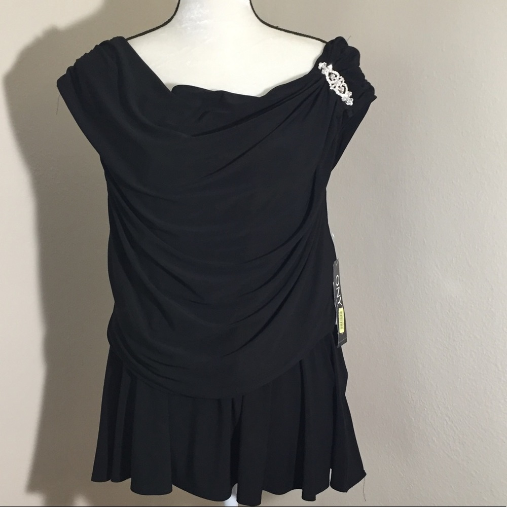 Onyx CocktailTop/with crystal detail left shoulder